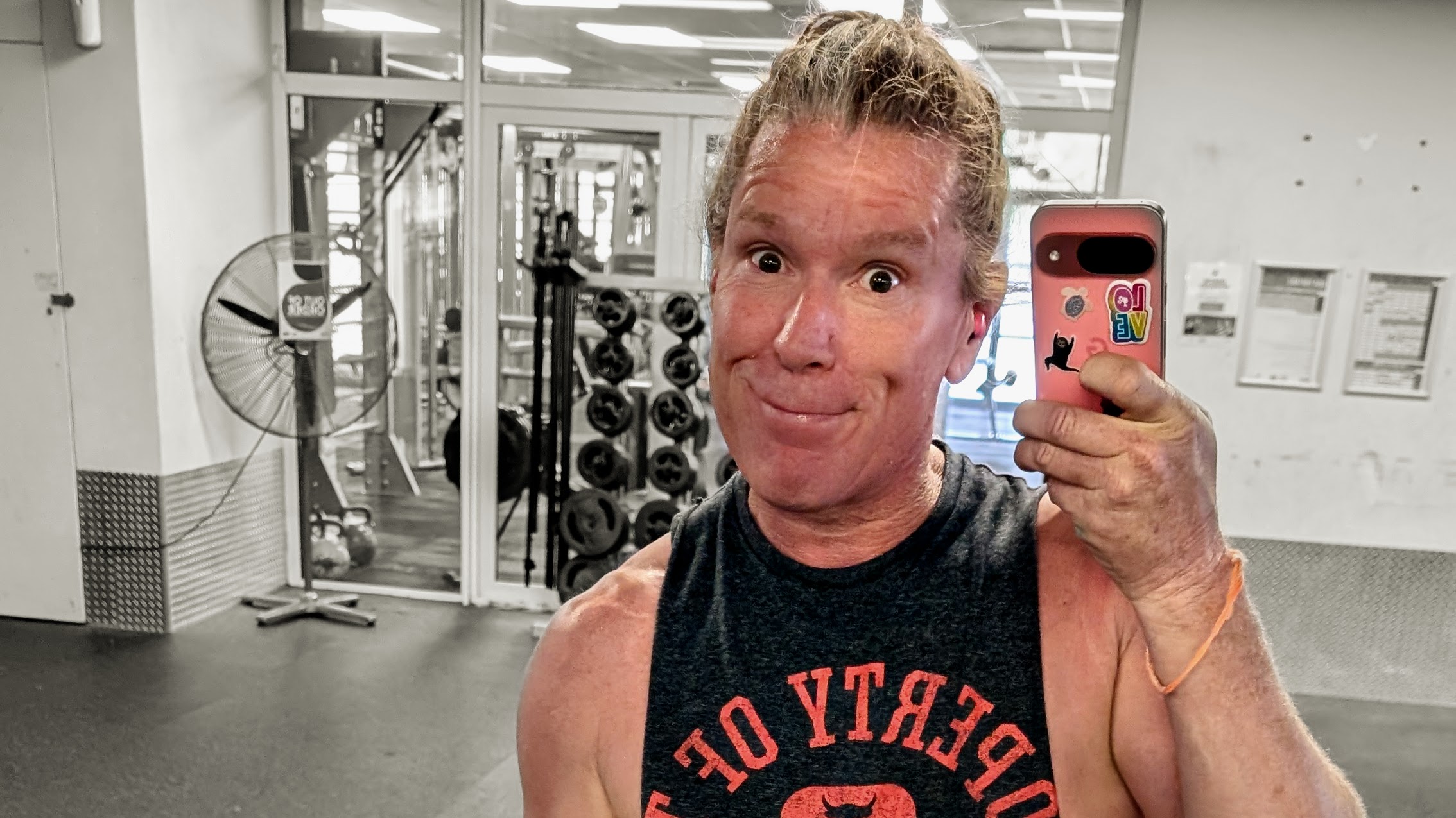 Ash gym Selfie with Pink Pixel 9
